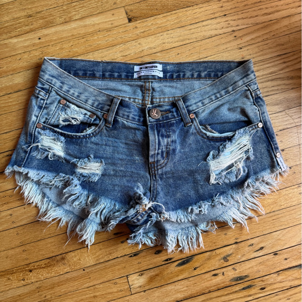 One Teaspoon Blue Distressed Jean Shorts - Picture 11 of 11